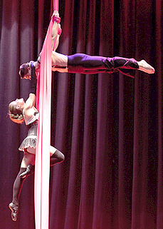 contratar show de circo para discotecas en madrid